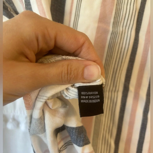 Style Envy front tie blouse pink blue stripe size L - Picture 6 of 8